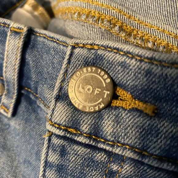 LOFT Women Jeans High Waist Straight Crop Raw Hem Denim, Size 29 / 8P - Picture 3 of 7